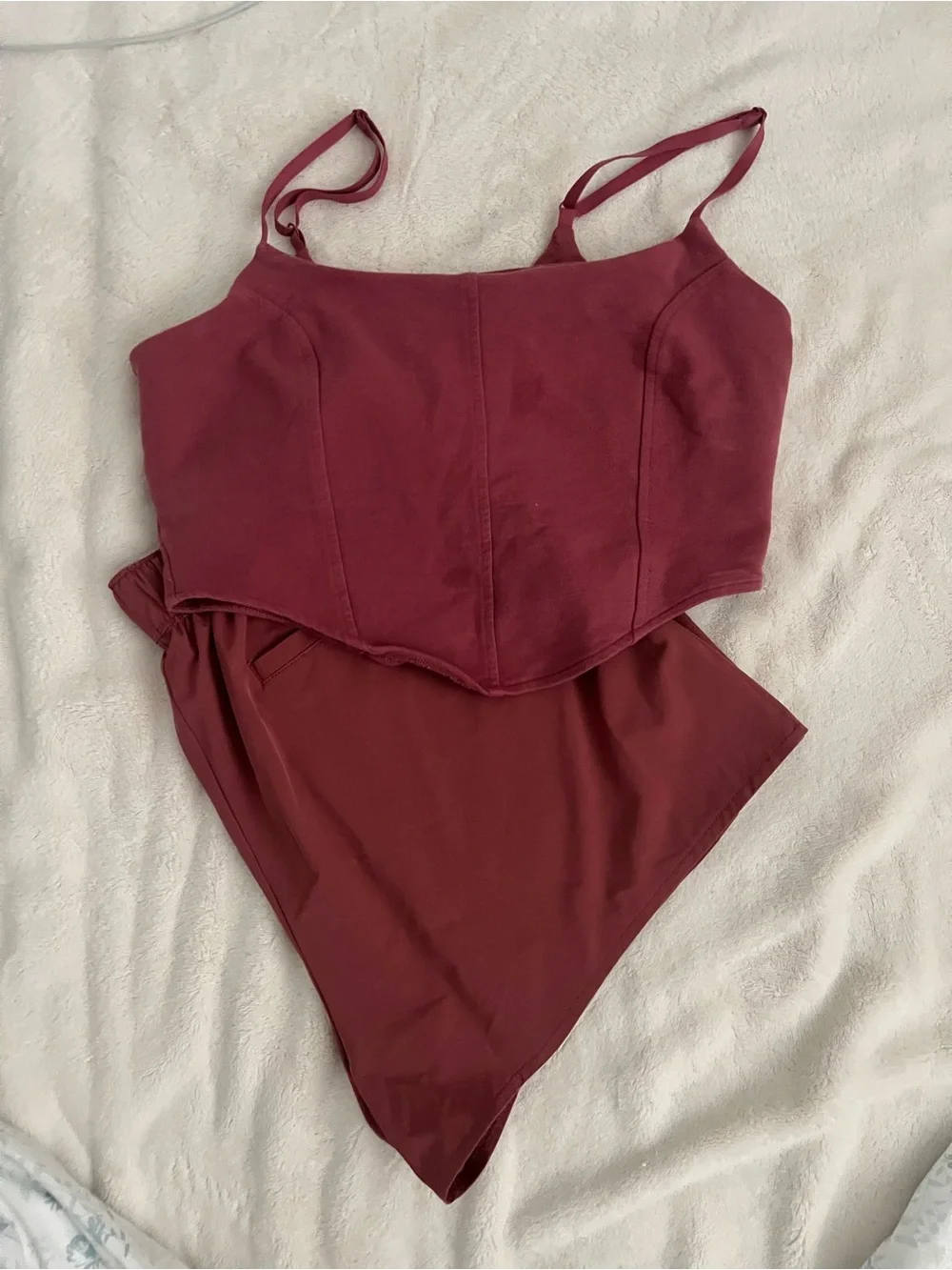 ALO Yoga Women's Maroon Athletic Skirt